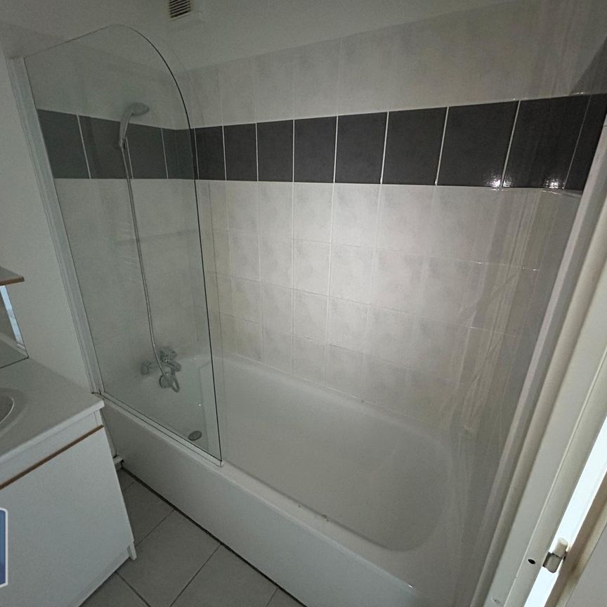 Location Appartement 2 pièces 45m² LUNEVILLE 54300 - Photo 1