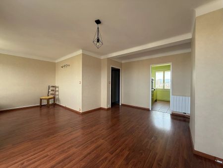 Location Appartement 3 pièces 62 m2 à Marseille 9 - Photo 2