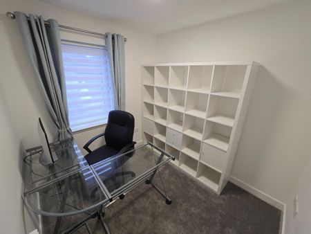 3 bedroom semi-detached house to rent - Photo 5
