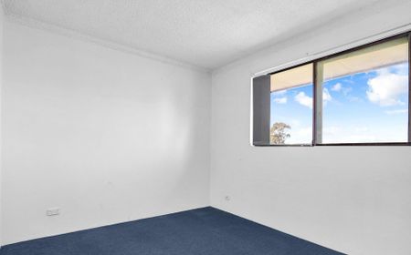 2 Bedroom Unit - St Marys CBD ! - Photo 2