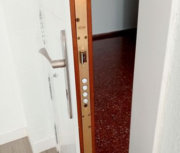 Apartamento de alquiler en Barrio de Delicias - Photo 2