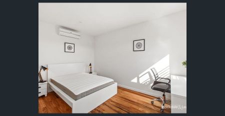 2 ROOMS AVAILABLE! $285PW FURNISHED & SPLIT SYSTEM - Photo 2