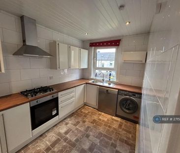 2 bedroom end of terrace house to rent - Photo 3