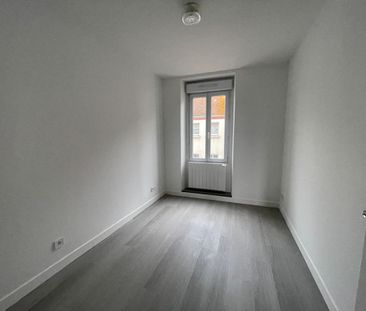 Location Appartement 3 pièces 29m² NOGENT SUR VERNISSON 45290 - Photo 2