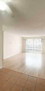 2 Bedroom + 1.5 Bathroom - Fully Renovated unit - Photo 3