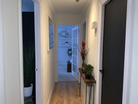 2 Bed Flat, Sinclair Court, B13 - Photo 2