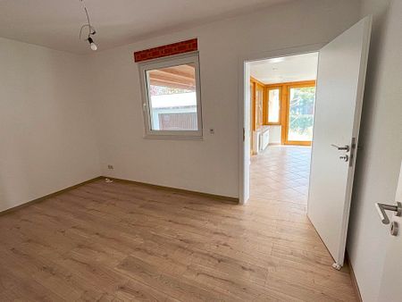 **VERMIETET** Lichtdurchflutete Wohnung mit eigenem Garten, Garage und Pkw-Stellplatz - Foto 5