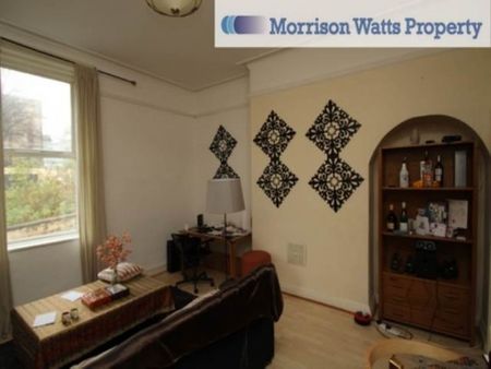 1 Bed - Woodsley Road, Leeds, - Photo 3