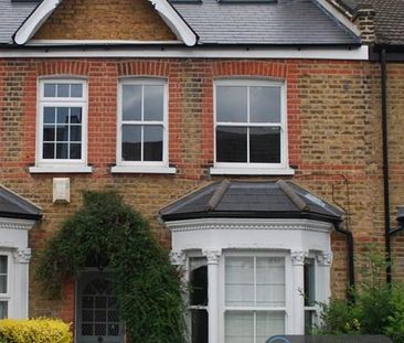 4 bedroom terraced house to rent - Photo 3