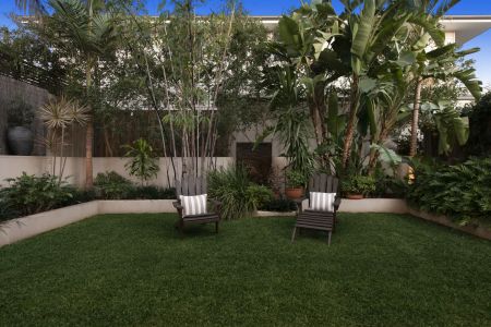 Extra Large Family Home in Great Location - Photo 4