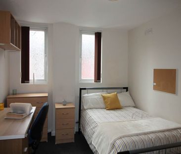 Room 2, 80 Macklin Street, Derby - Photo 3