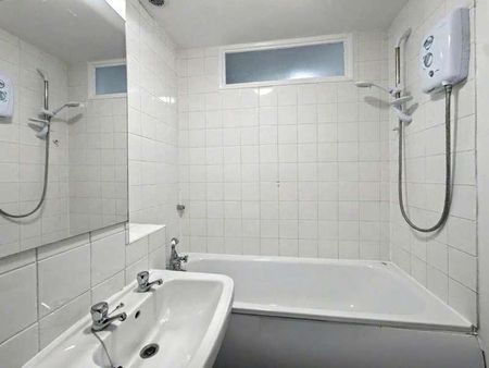 Tattershall Drive, Hemel Hempstead, Hertfordshire, HP2 - Photo 3