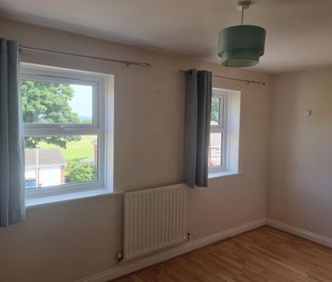 Fulneck Close, Leeds - Photo 4