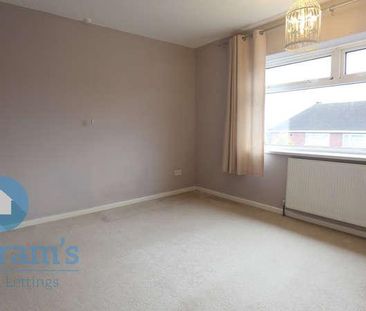 Holmesfield Drive, Heanor, DE75 - Photo 2