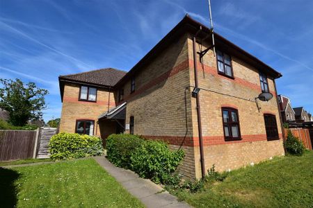 1 bedroom flat to rent - Photo 2