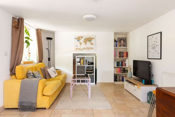 Abingdon Road, Oxford, Oxfordshire, OX1 - Photo 1