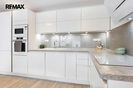 Pronájem bytu 2+kk 48 m² - Photo 3