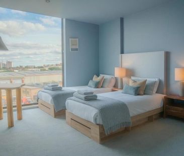 1 bedroom in a flat share to rent - Photo 4