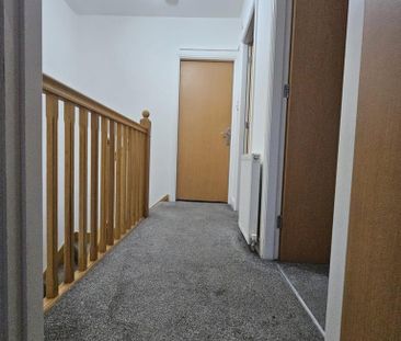 1 bedroom in a house share to rent - Photo 6