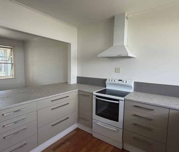 Family home - Photo 4