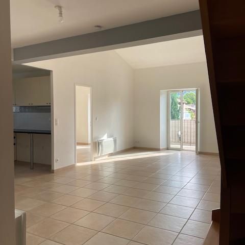 Location Appartement 3 pièces 82m² DRAGUIGNAN 83300 - Photo 1