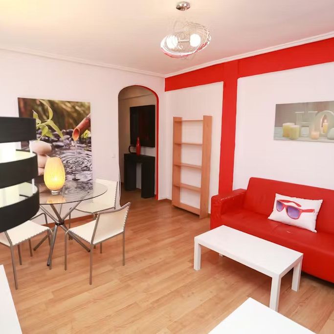 Carrer Sants Just i Pastor, Valencia, Valencian Community 46022 - Photo 1