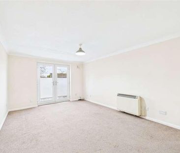 Shire Place, The Ridings, Worth, Crawley, RH10 - Photo 3