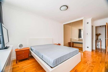 Boardwalk Place, Poplar, E14 - Photo 5