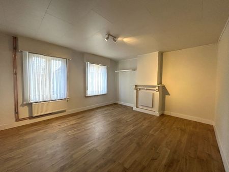 Instapklare woning met 3 slaapkamers en garage nabij het centrum van Tielt (Meulebeke)! - Foto 4