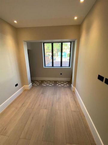 Studio to rent - Photo 4