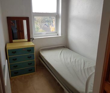 3 bedroom semi-detached house to rent - Photo 6