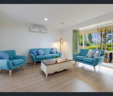 SPACIOUS FULLY FURNISHED FAMILY HOME IN QUIET CUL-DE-SAC LOCATION - Photo 3