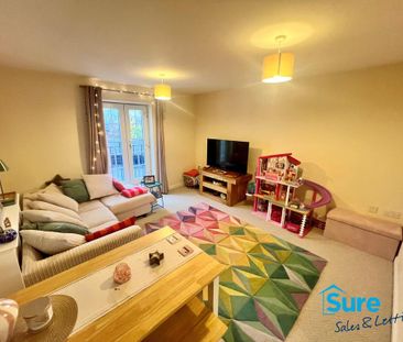 2 bedroom flat to rent - Photo 2