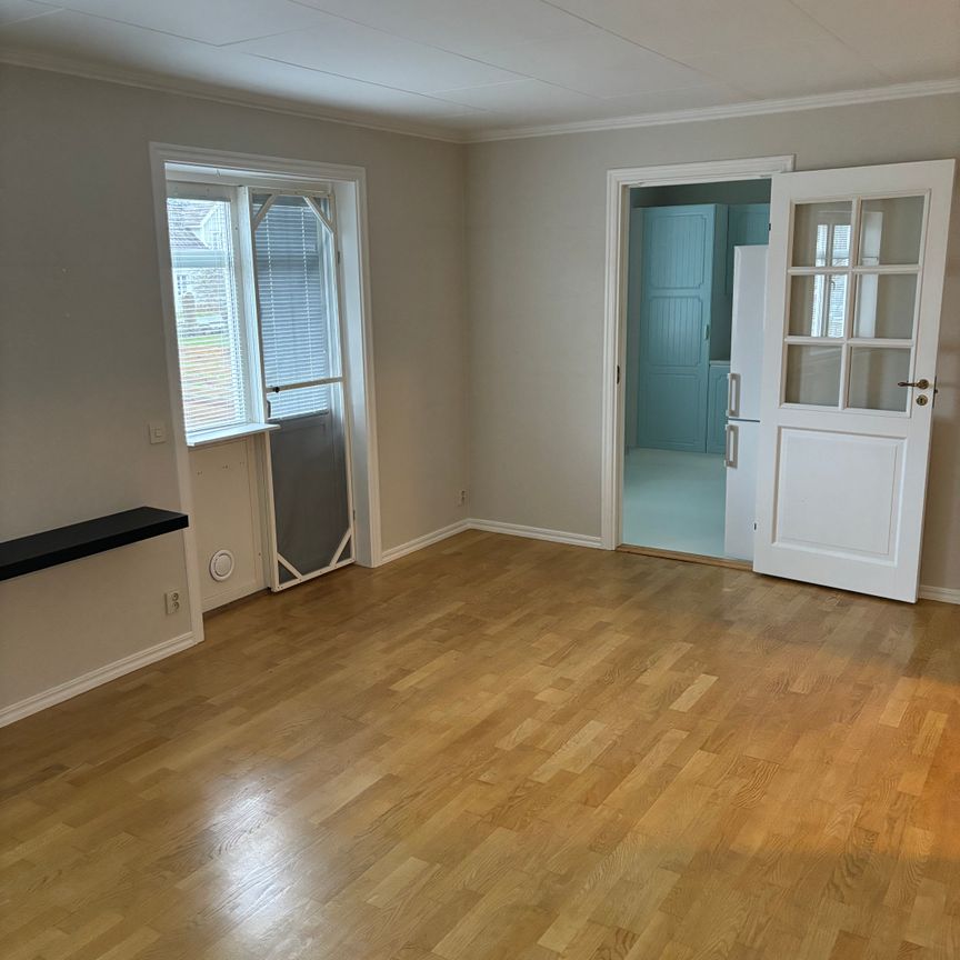 Älgaråsvägen, Hova - Foto 1