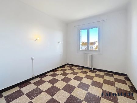 Location Appartement 4 pièces 83m² PERPIGNAN 66100 - Photo 4