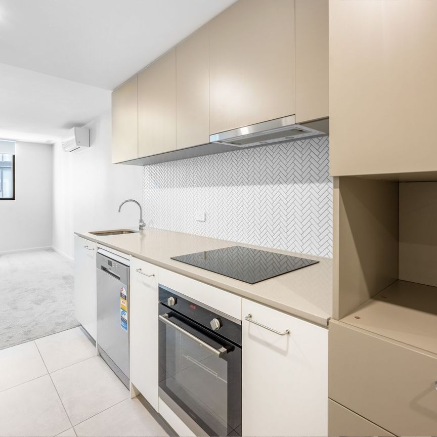 415/34 Oakden Street, Greenway - Photo 1