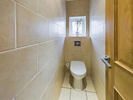 Bartle Road, Lytham St. Annes, FY8 - Photo 4