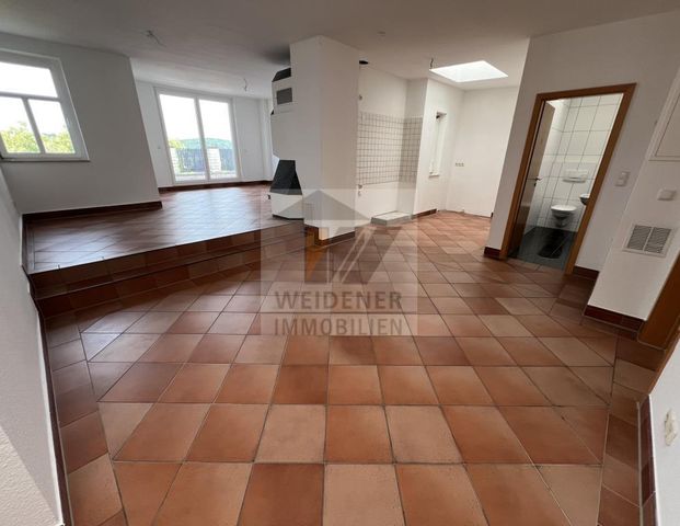 Was für ein Ausblick! 4 Raum Dachgeschoss-Wohnung mit Terrasse! - Photo 1