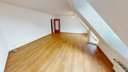 Schicke 3 Zimmerwohnung mit Wintergarten und Stellplatz - Foto 4