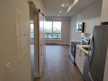 1942 Starling Drive #305, Tsawwassen, BC V4M0A8 - Photo 2