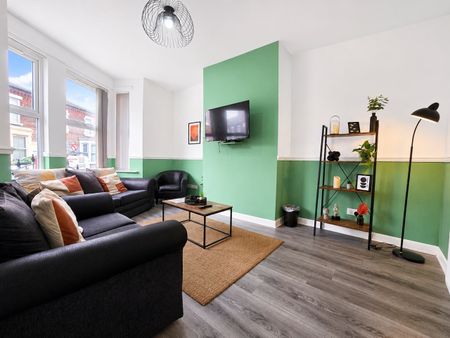 3 Bed End Terrace, Walton Breck Road, L4 - Photo 2