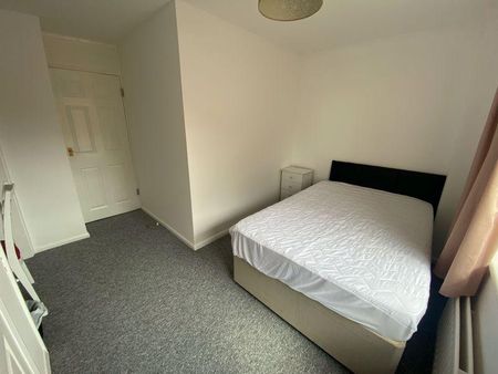 4 bedroom house share to rent - Photo 3