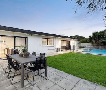 7 Carinya Avenue, Aspendale - Photo 6