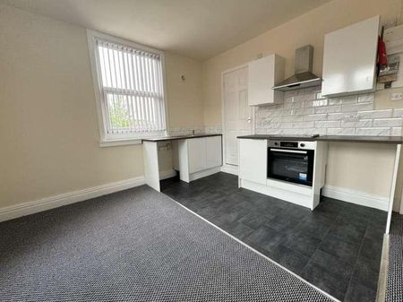 Fairford Avenue, Leeds, LS11 - Photo 3