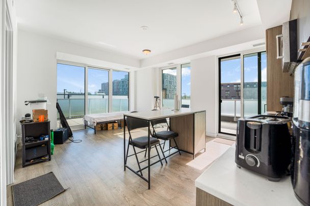 For Lease - 215 Lakeshore Road Unit# 215, Mississauga, Ontario - Photo 1