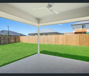 Family Home in Mango Hill - Photo 3