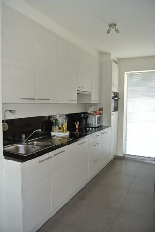 Halfopen woning te huur te Westrozebeke - Photo 2