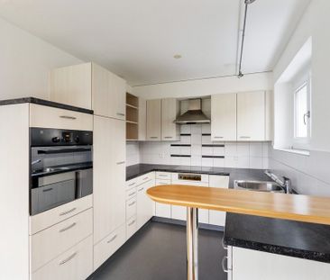 Familienfreundlich wohnen mit Sicht ins Grüne - Photo 2