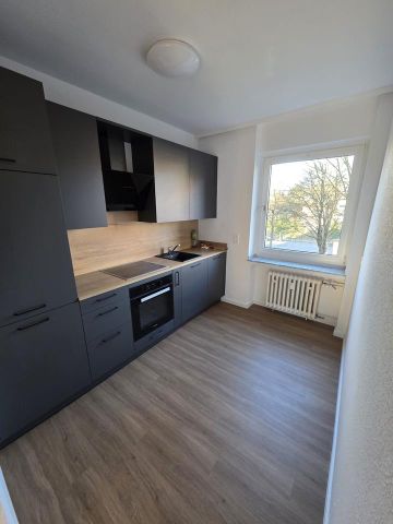 3ZKB, 73qm, neue Einbauküche, neues Bad, Balkon, WG geeignet - Photo 4