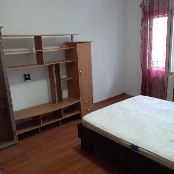 Piata sudului etaj 3 din 4 decomandat - Fotografie 1